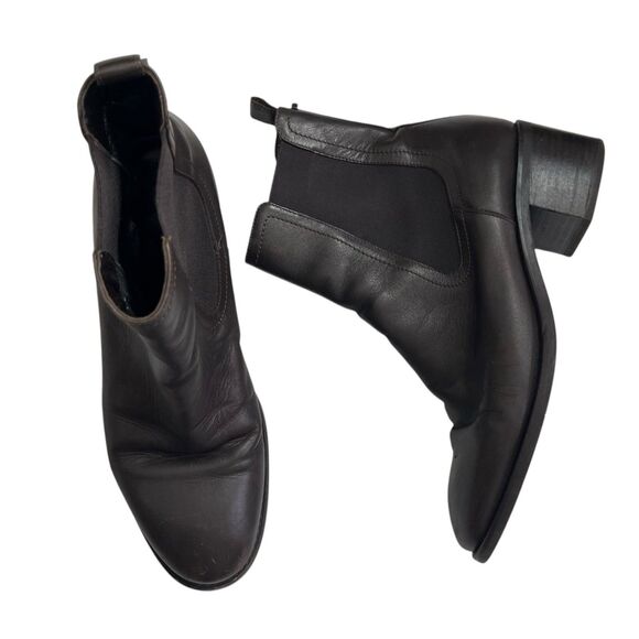 Aquatalia Jemma Chelsea Boots Brown Leather Women’s Size 9 Weatherproof Pull On - Picture 1 of 11